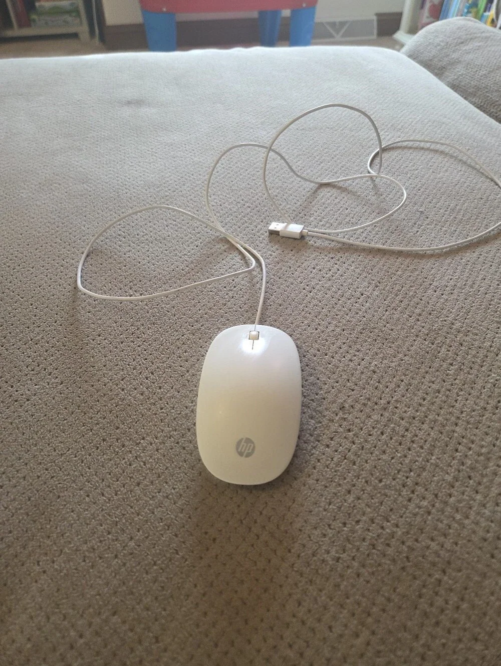 HP Lifestyle Wired Computer Mouse USB White Optical TPC-O01M 2 Button Scroll